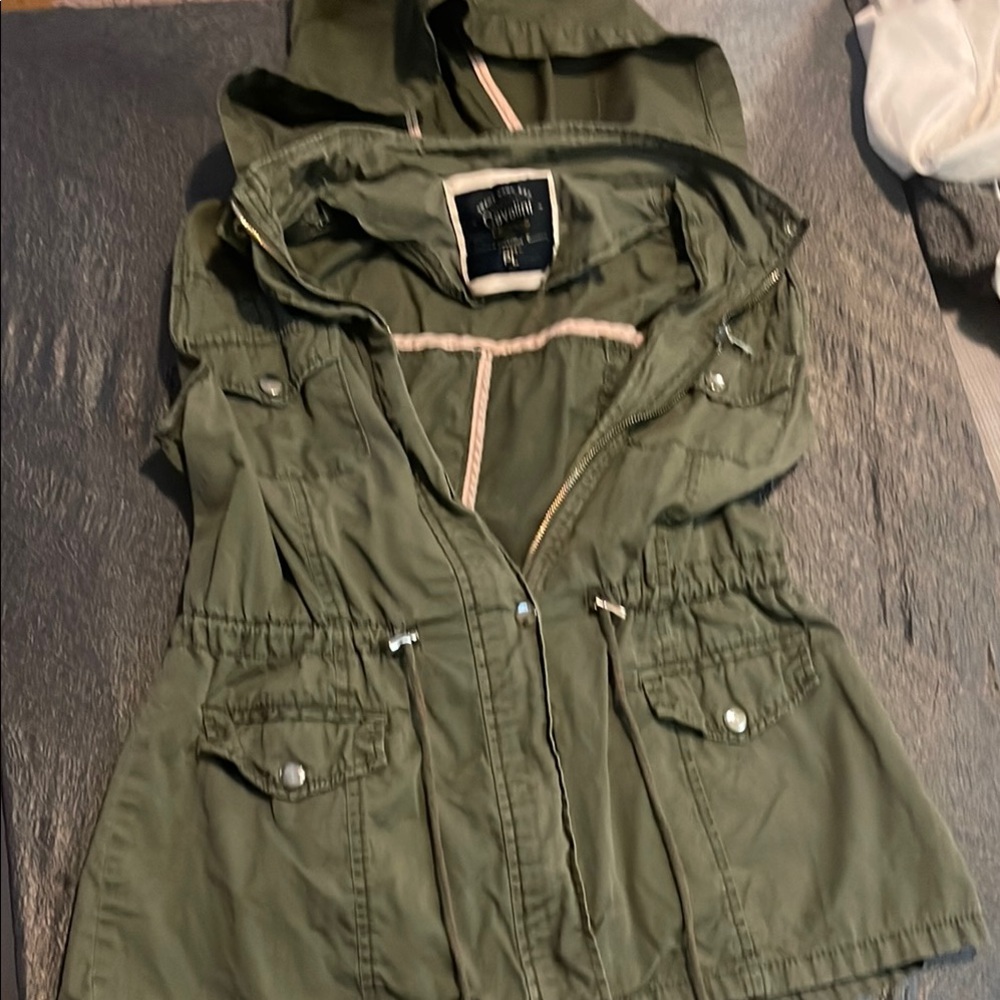 Cavalini Green Utility Jacket with Hood and Drawstring Waist